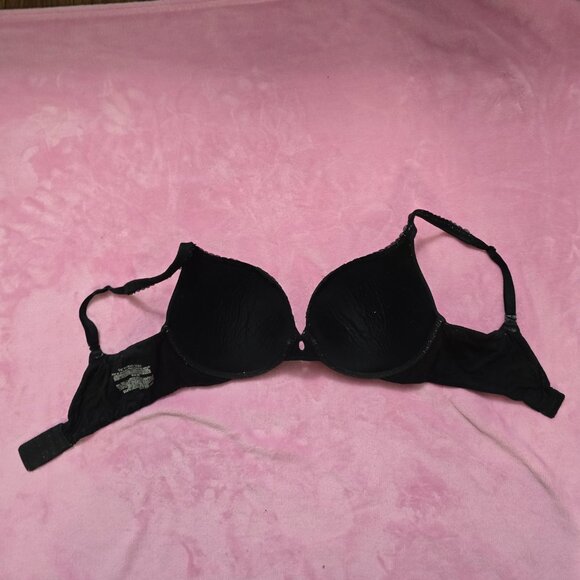 3 Victoria's Secret bras 34DD - Picture 6 of 13